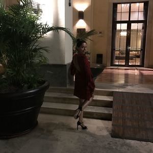 Meet your Posher, Anahita